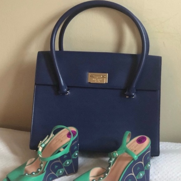 kate spade Handbags - Kate spade bag..only